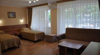 Гостиница Санаторно-курортный комплекс ДиЛуч Анапа Кровать в двухместном номере с 2 отдельными кроватями – лечение включено-1